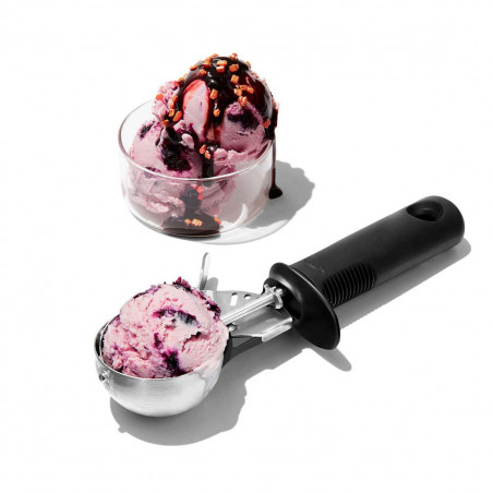 Cuchara para servir helado Trigger de OXO