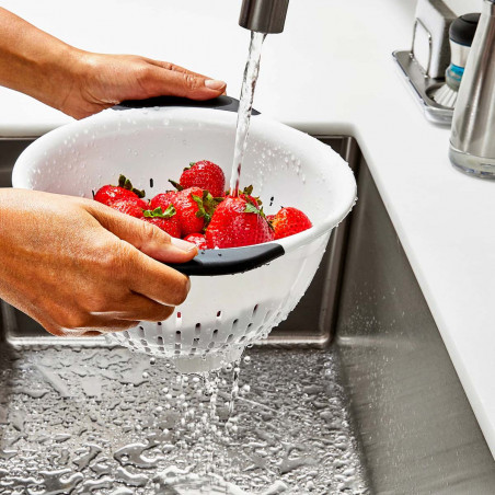 Escurridor de plástico OXO