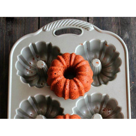 Nordic Ware 65th Anniversary Bundt 6 Mini Backformen.