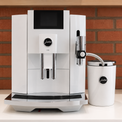 Cafetera Jura E8 blanca + Cool control blanco 0,6 l.