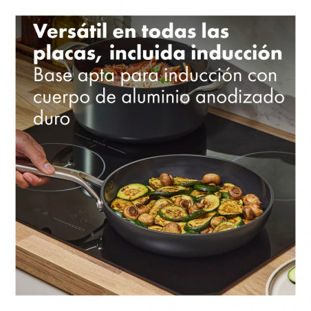 Sartén cerámica OXO Ceramic Professional 20 cm en placa de inducción, cuerpo de aluminio anodizado duro