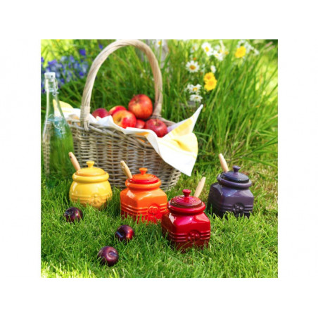 Pentola per marmellata Le Creuset con spatola