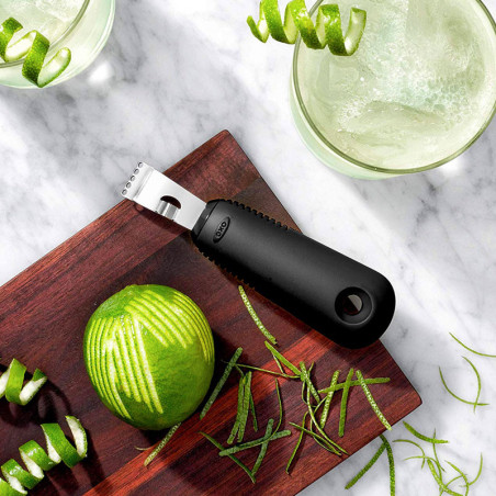 Rallador de cítricos Zester corta tiras OXO