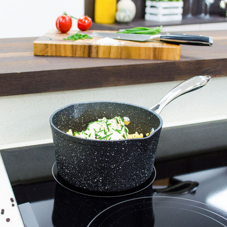 Casserole antiadhésive NeverStick2 Eaziglide avec couvercle