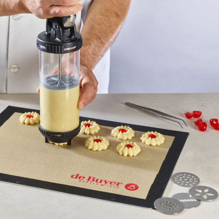 Pistola dosificadora LE TUBE con kit de galletas de Buyer