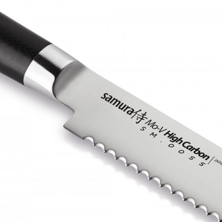 Dettaglio della lama seghettata del MO-V Samura Bread Knife