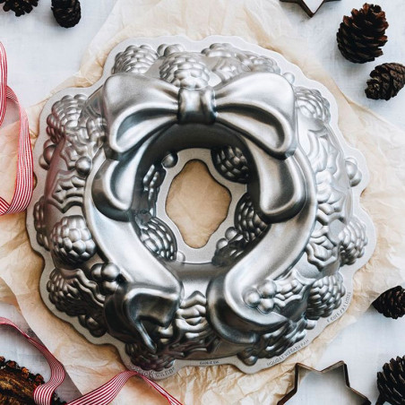 Holiday Wreath Pan Form von Nordic Ware