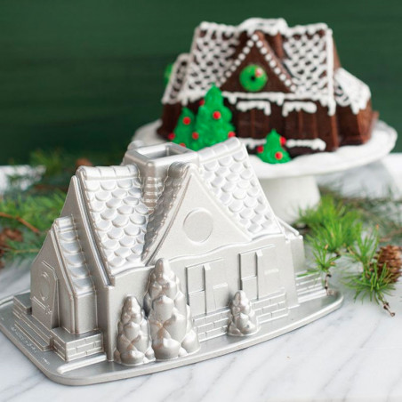 Teglia Nordic Ware Gingerbread House Bundt