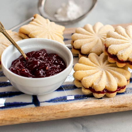 Mooie geplooide koekjesstempels Nordic Ware
