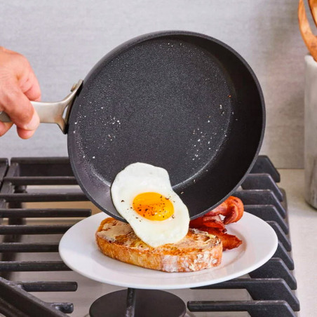 Sarten ceramica Greenpan Copenhagen en uso