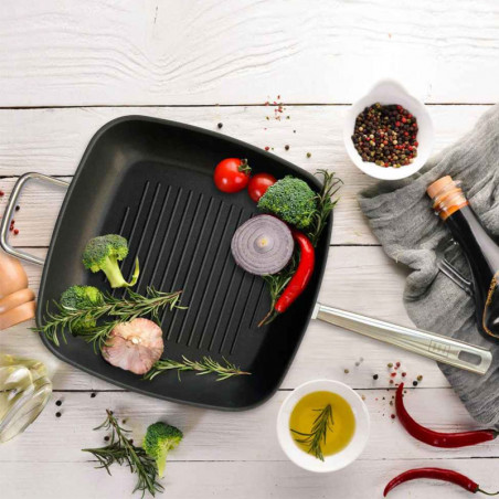 Antihaftbeschichtete Grillpfanne mit Stahlkörper BOJ