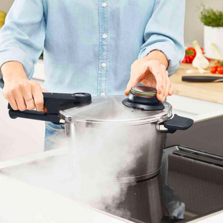 Olla a presión Fissler Vitavit Premium con cestillo + trípode