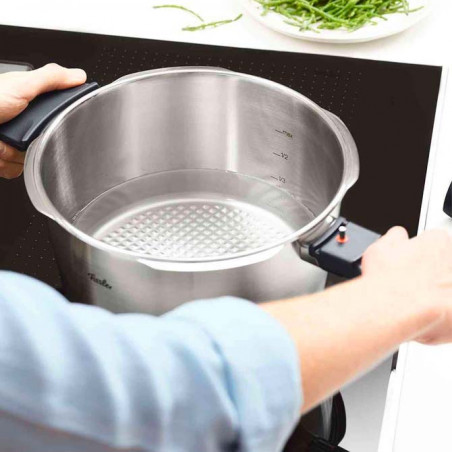 Fissler Vitavit Premium snelkookpan met mand + statief
