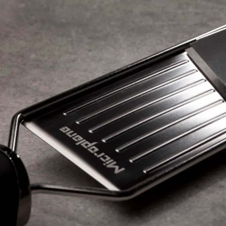 Mandoline en acier avec protection Microplane Gourmet