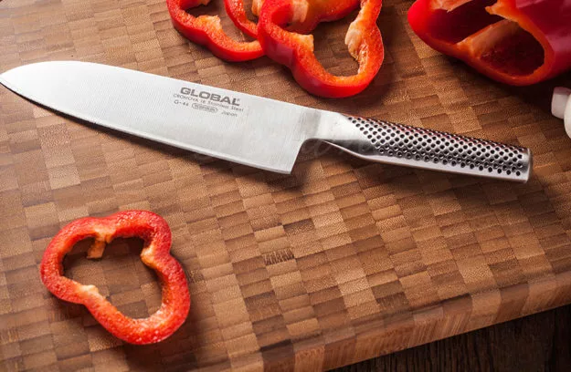 Cuchillo de chef vs santoku: ¿cuáles son las diferencias?