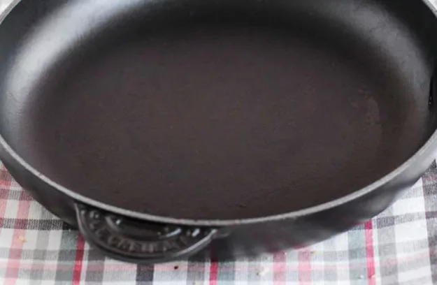 Sartén Skillet Negro Mate 20 cm - Hierro fundido - Le Creuset