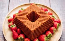 Bundt Cake de Fresas