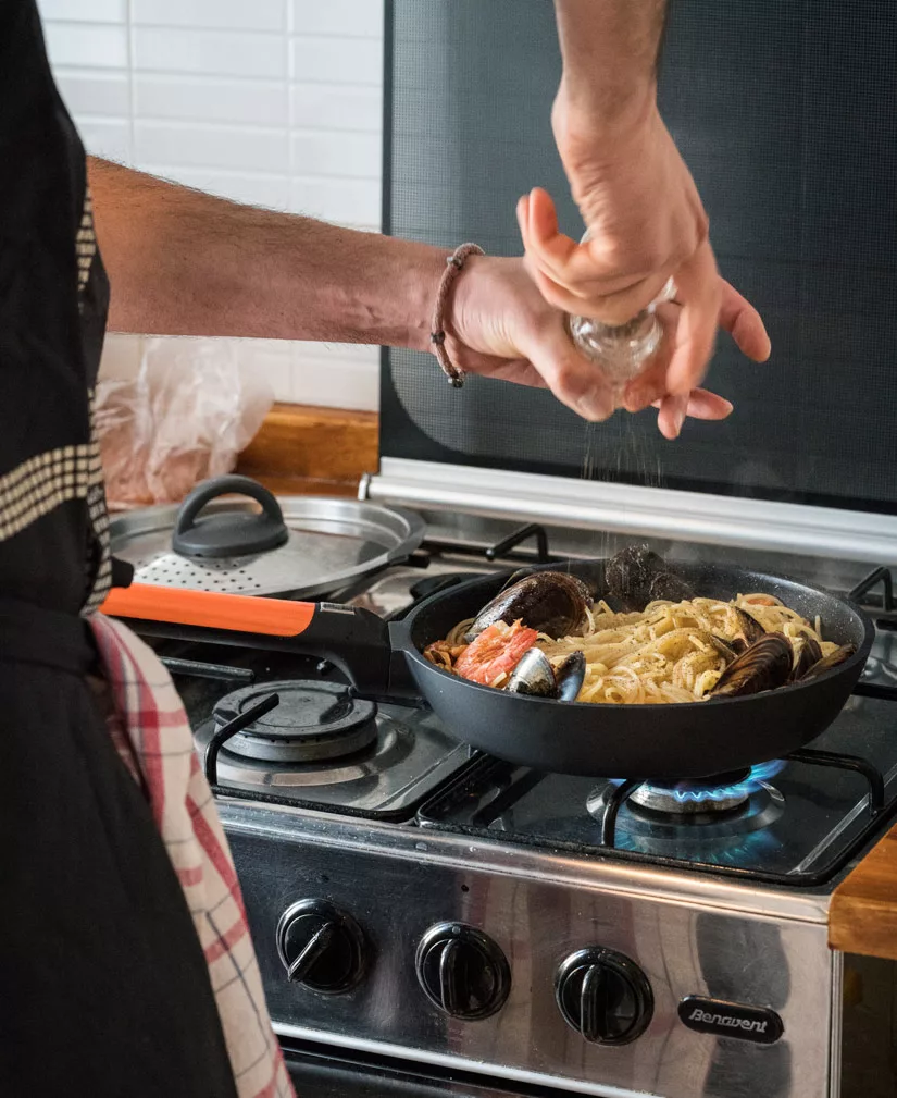 Cómo usar tus sartenes, parrillas y cacerolas para hacer repostería – Cocina  con BRA