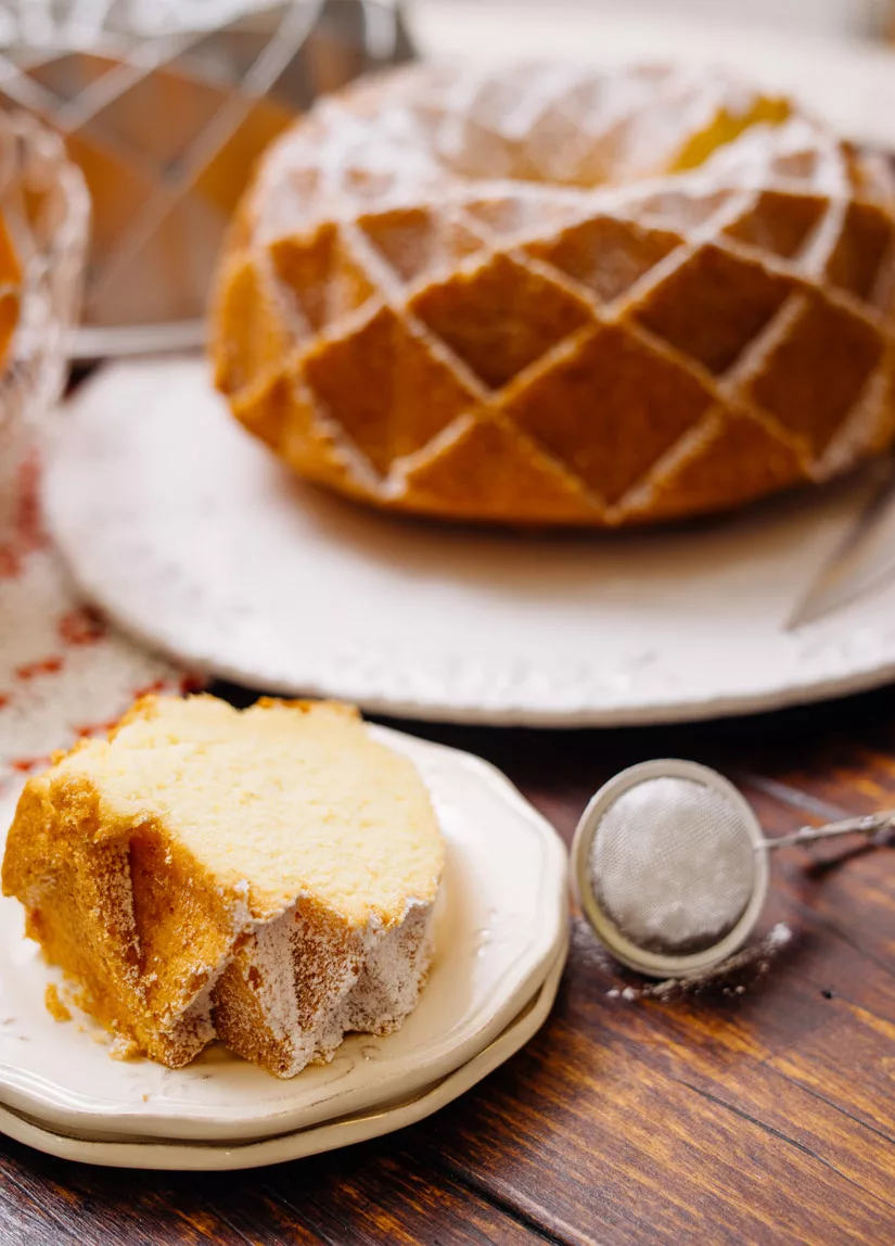 ¿te apetece un trozo de bundt cake de naranja?