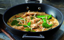 Woks Le Creuset