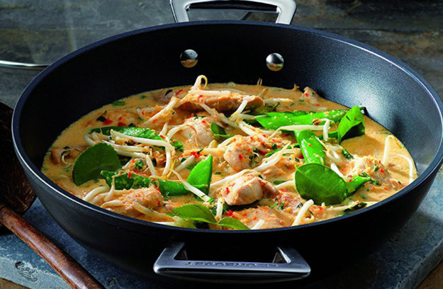 Woks Le Creuset