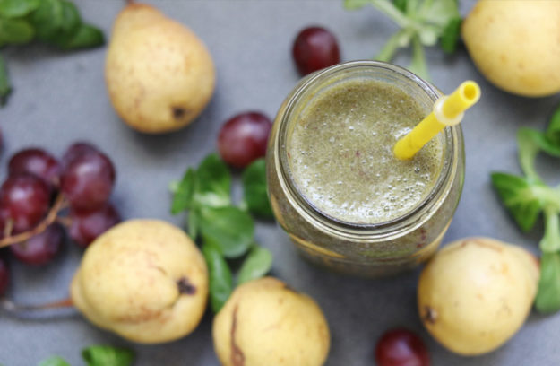 Prepara un delicioso smoothie verde