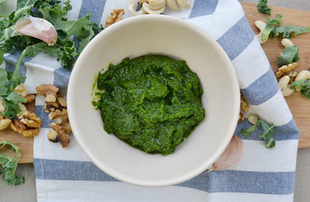 Pesto de Kale receta paso a paso